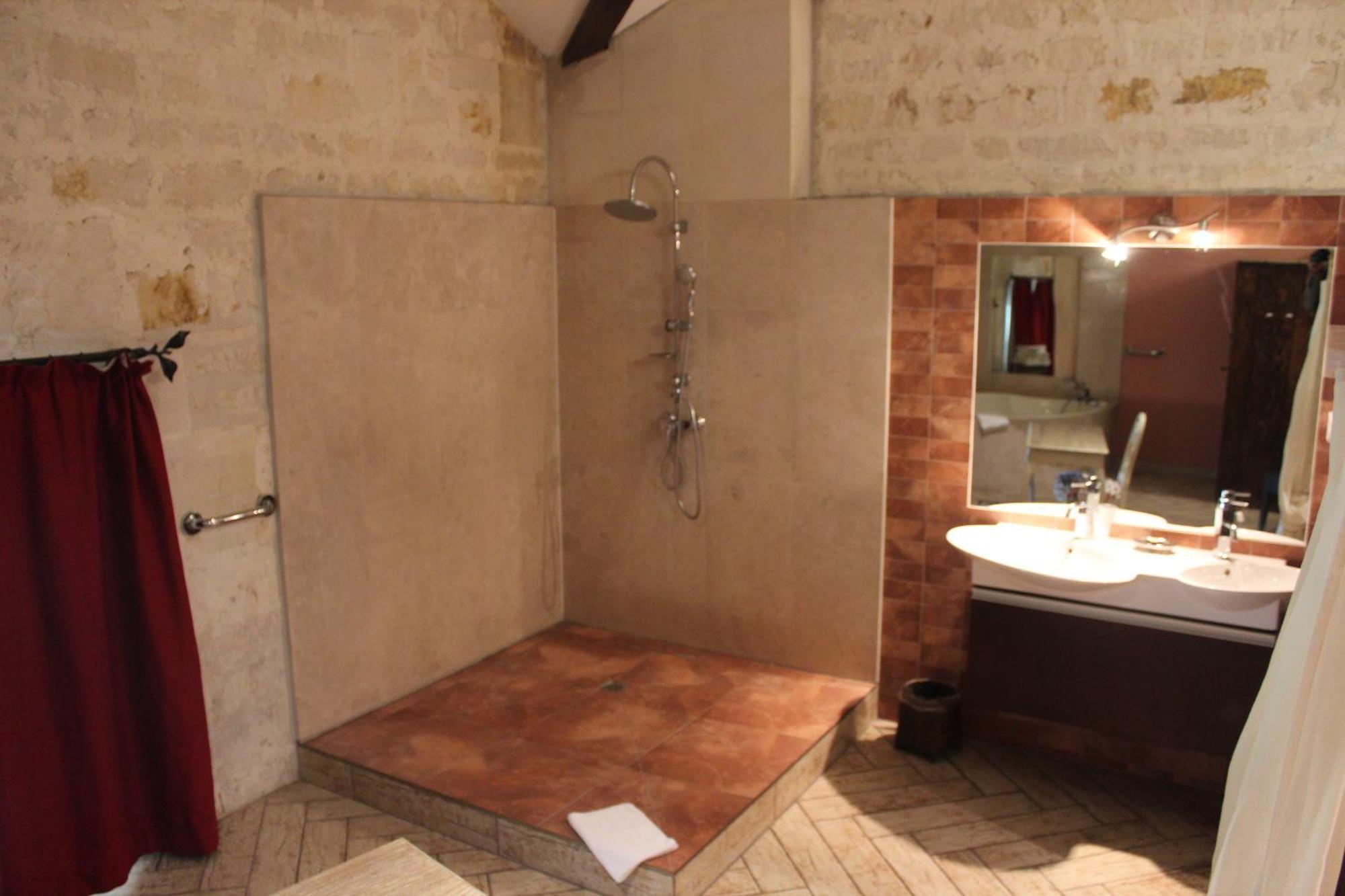 Hotel Domaine Des Chais Thénac
