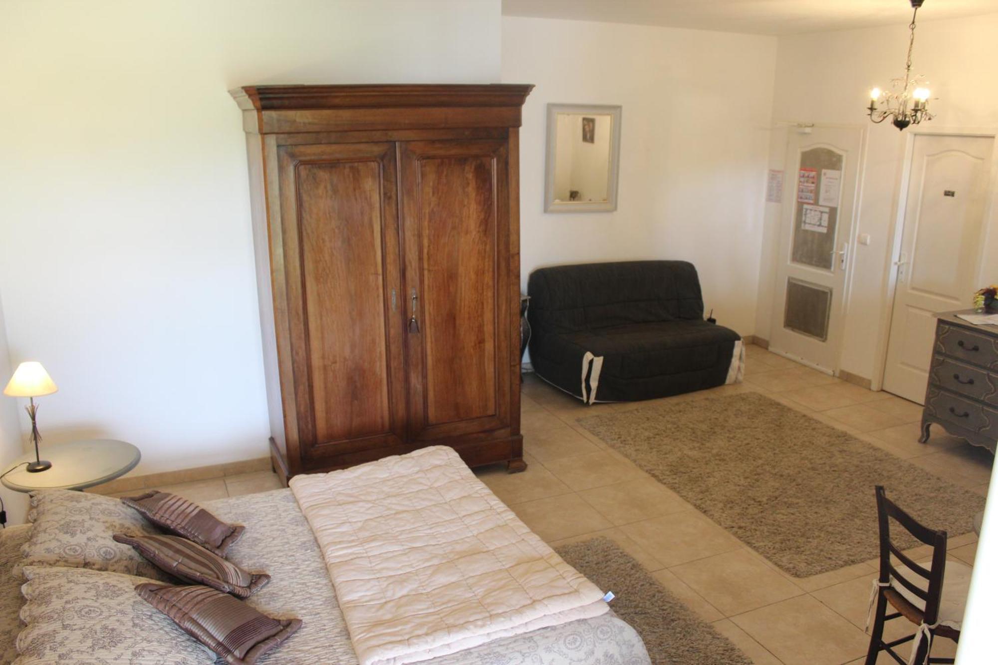 Domaine Des Chais 3*